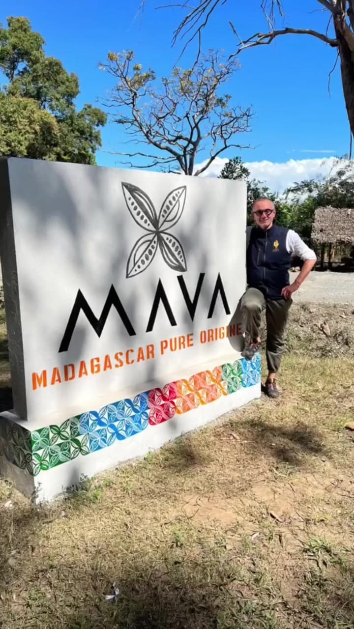 Grégoire Engrand sur la plantation MAVA, Madagascar Pure Origin, vallée du Sambirano