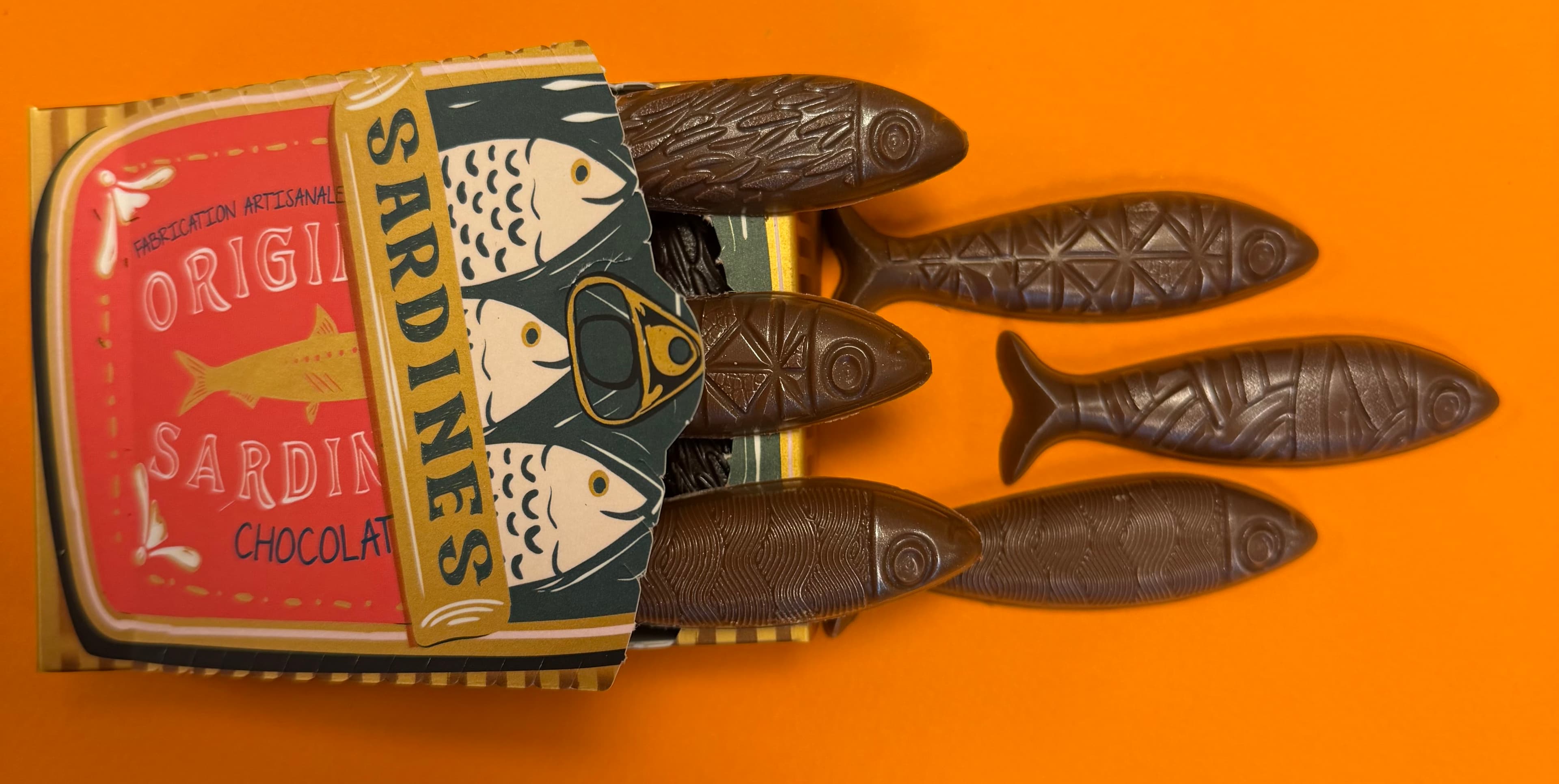 Boîte de sardines en chocolat